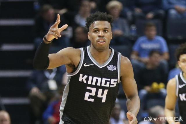 威尔斯50分辽宁大胜新疆 首钢1分险胜同曦