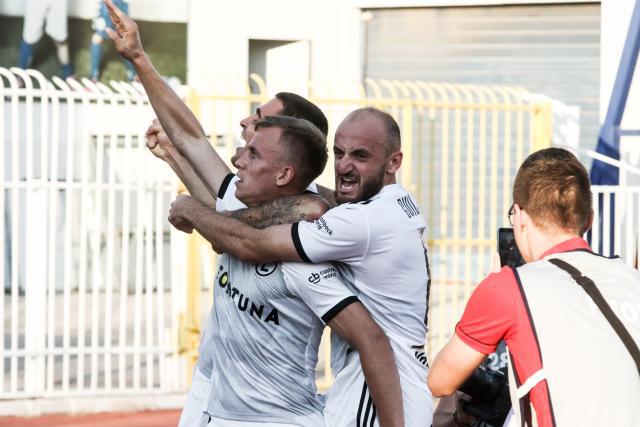 西甲-莱万哑火贝克尔制胜 巴萨0-1皇家社会